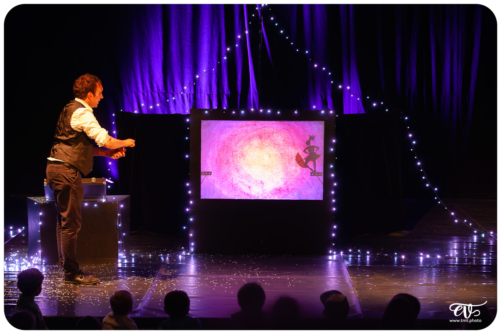 LE CIRQUE DES ÉTOILES (COMME UNE ÉTINCELLE)